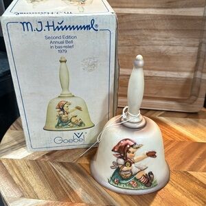 🆕 1979 MJ Hummel 2nd edition annual bell- Western Germany New in box